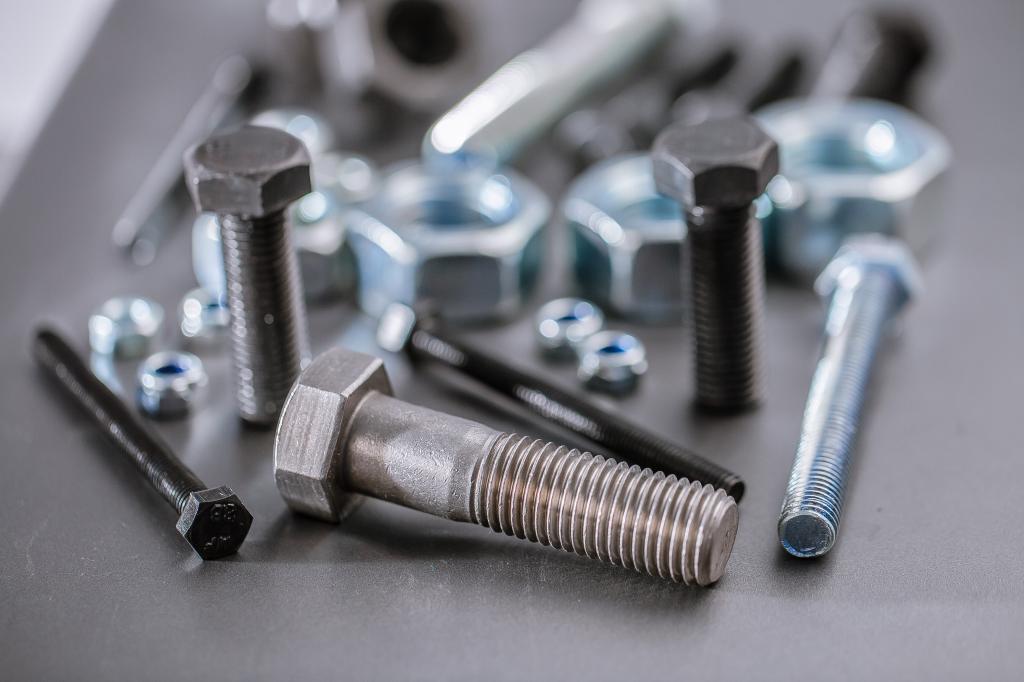 Çelik Bağlantı Elemanları